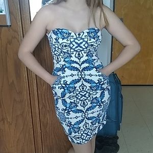 Dress with pockets